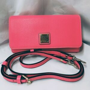 DOONEY & BOURKE Daphne Hot Pink / Bubblegum Wallet Crossbody